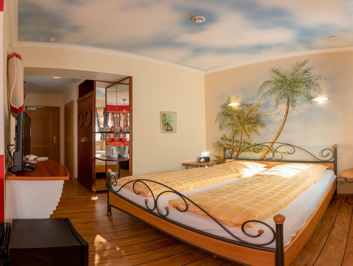 Koenig Ludwig Design Hotel Neu Zimmer Mit Sauna Oder Whirlpool Oder Mehr Altötting Exterior foto
